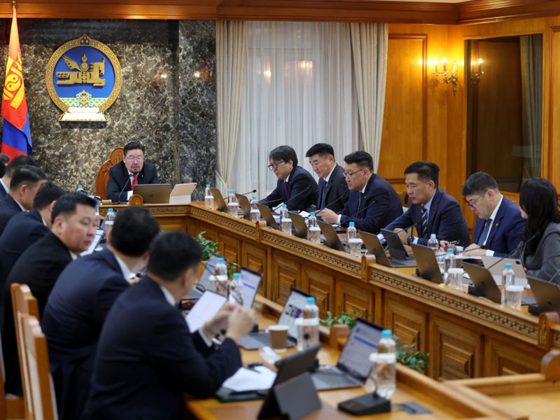 Иргэн, аж ахуйн нэгжийн газар эзэмших, ашиглах хүсэлтийг орон нутагт нь шийдвэрлэнэ